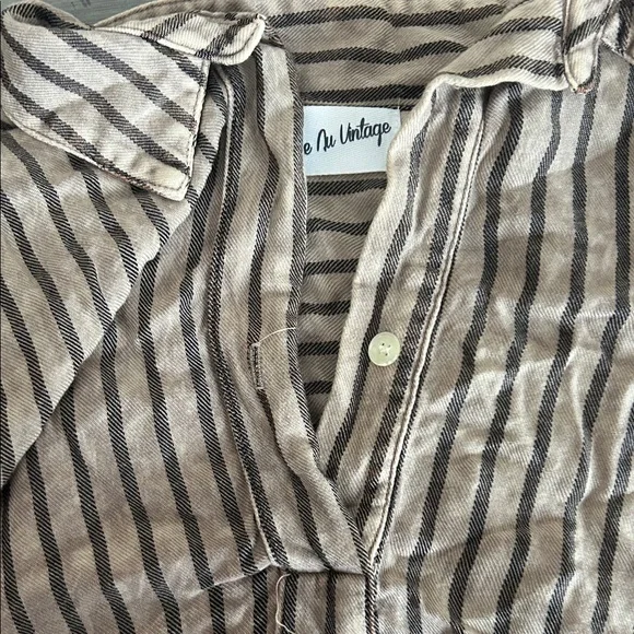 The Nu Vintage large shirt - Picture 6 of 6